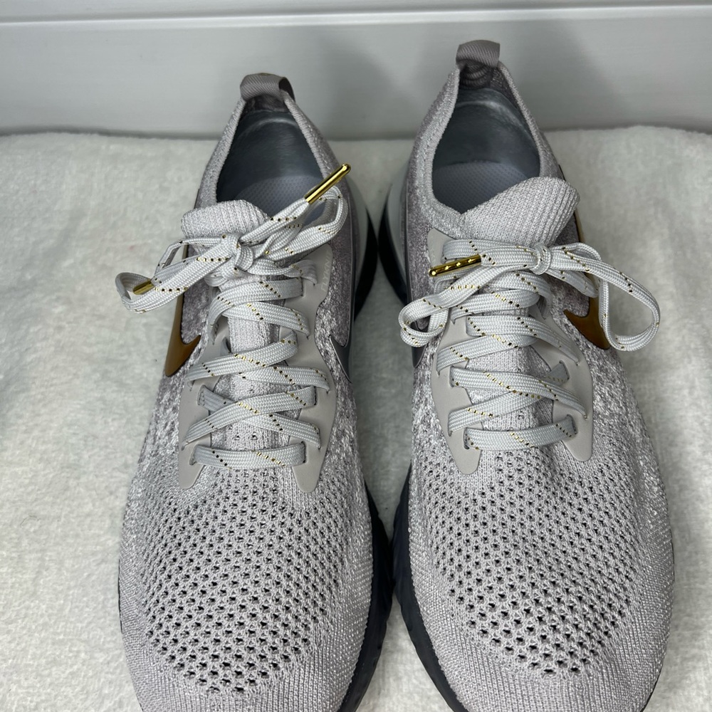 Nike React Running, Women’s Size 8. New Without T… - image 3